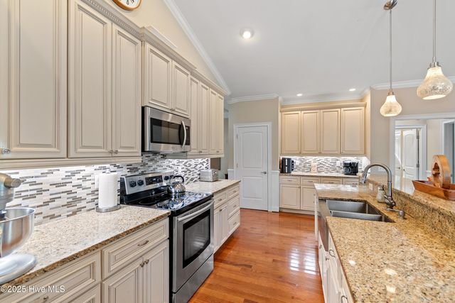 304 NE 47th Street, Oak Island, NC 28465