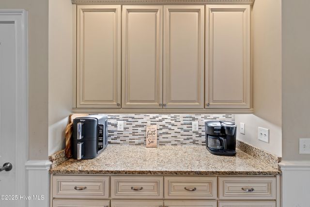 304 NE 47th Street, Oak Island, NC 28465