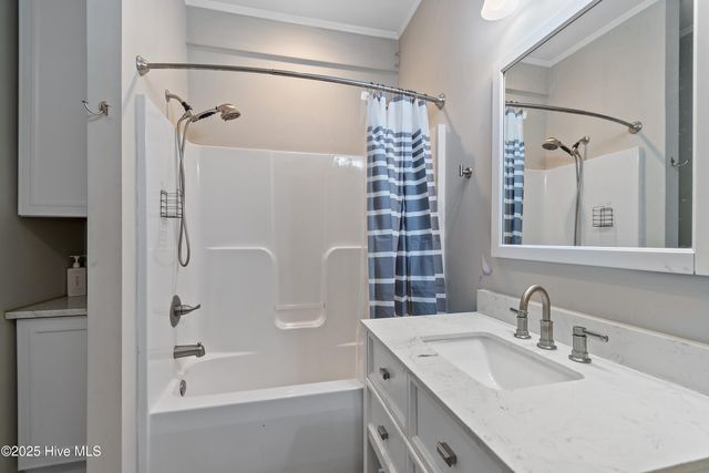 304 NE 47th Street, Oak Island, NC 28465