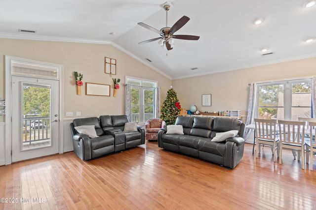 304 NE 47th Street, Oak Island, NC 28465