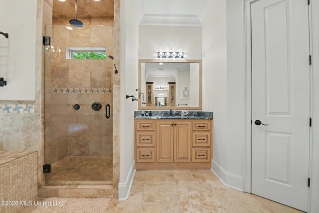 6101 Olde Oakview, Ocean Springs, MS 39564
