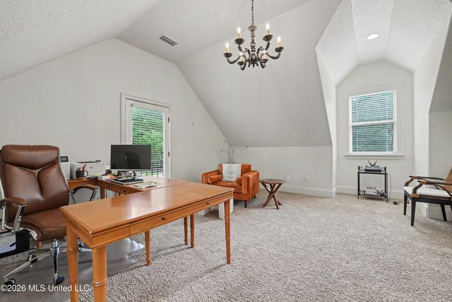 6101 Olde Oakview, Ocean Springs, MS 39564