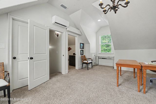 6101 Olde Oakview, Ocean Springs, MS 39564