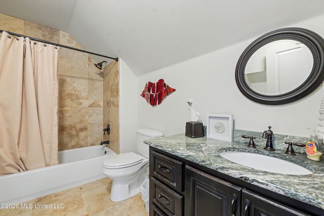 6101 Olde Oakview, Ocean Springs, MS 39564