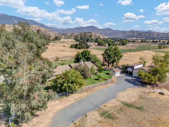18002 320 Road, Springville, CA 93265