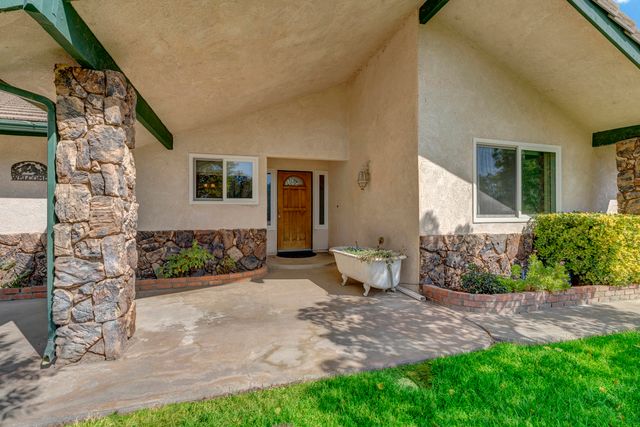 18002 320 Road, Springville, CA 93265