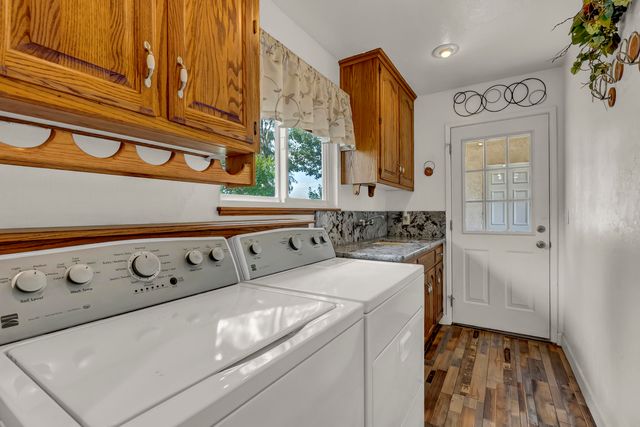 18002 320 Road, Springville, CA 93265