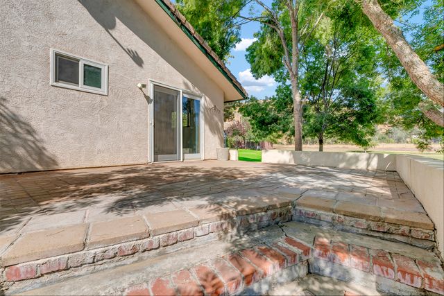 18002 320 Road, Springville, CA 93265