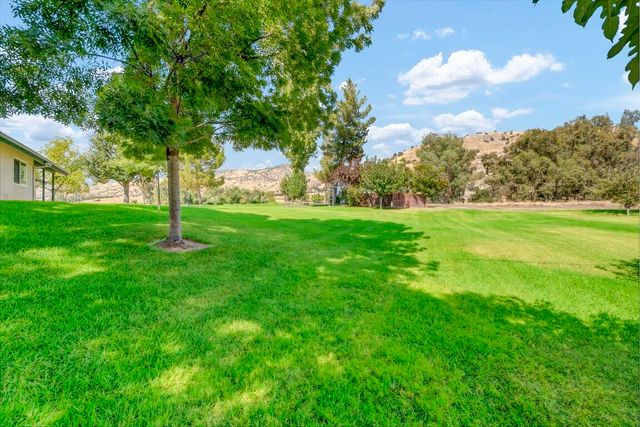 18002 320 Road, Springville, CA 93265