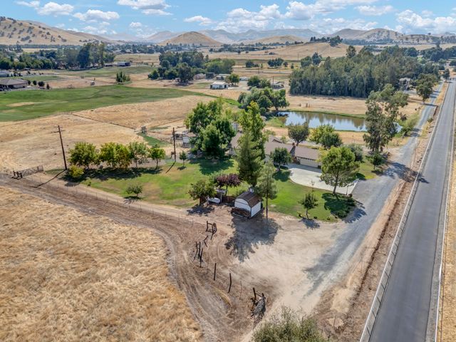 18002 320 Road, Springville, CA 93265