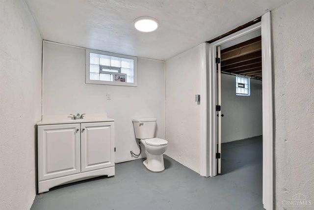 1572 Yarmouth Avenue, Cincinnati, OH 45237