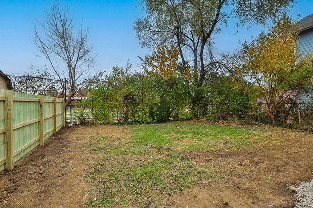 1572 Yarmouth Avenue, Cincinnati, OH 45237