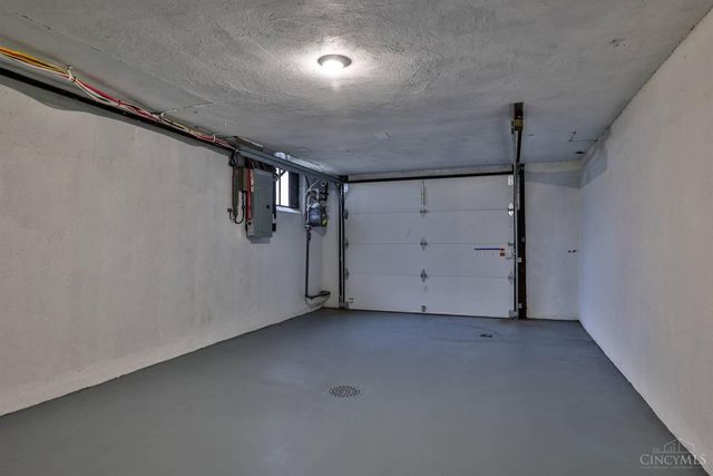 1572 Yarmouth Avenue, Cincinnati, OH 45237