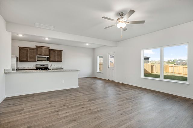 1137 Tempe Lane, Fort Worth, TX 76108