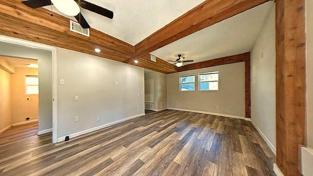 190 White Oak Circle, Point Blank, TX 77364