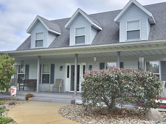 2763 S Nowak Drive, La Porte, IN 46350