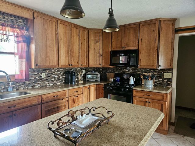 2763 S Nowak Drive, La Porte, IN 46350