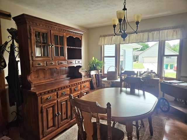 2763 S Nowak Drive, La Porte, IN 46350