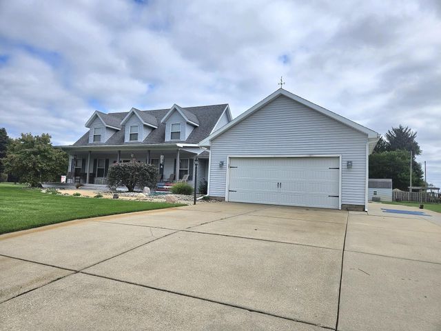 2763 S Nowak Drive, La Porte, IN 46350