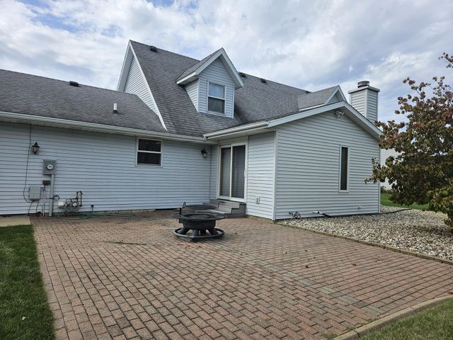 2763 S Nowak Drive, La Porte, IN 46350