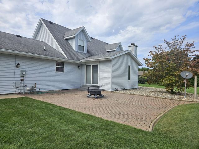 2763 S Nowak Drive, La Porte, IN 46350