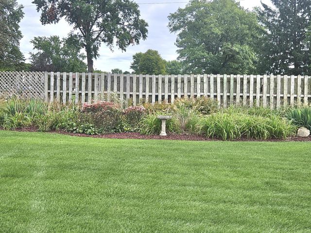 2763 S Nowak Drive, La Porte, IN 46350