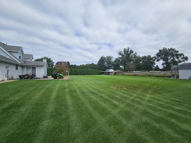 2763 S Nowak Drive, La Porte, IN 46350