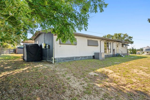 10220 WELLINGTON AVENUE, Dade City, FL 33525