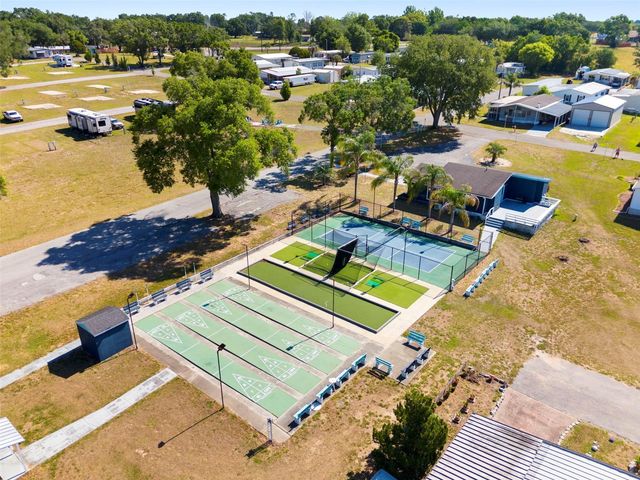 10220 WELLINGTON AVENUE, Dade City, FL 33525