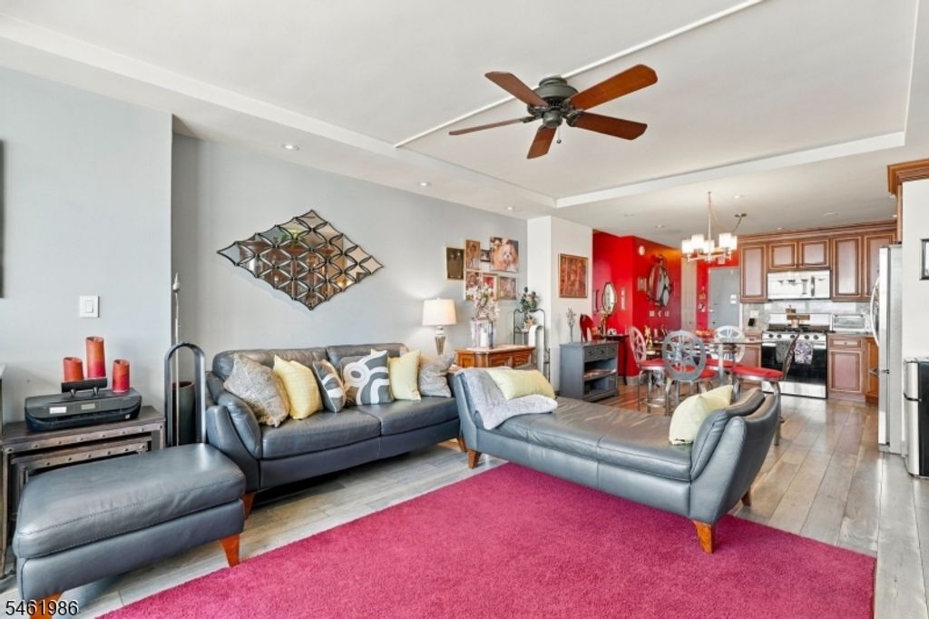 Image 6 of property listing at 7002 Kennedy Blvd 18B, Guttenberg Town, NJ 07093
