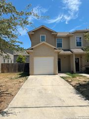 16802 Showdown Path Unit 4, Selma, TX 78154