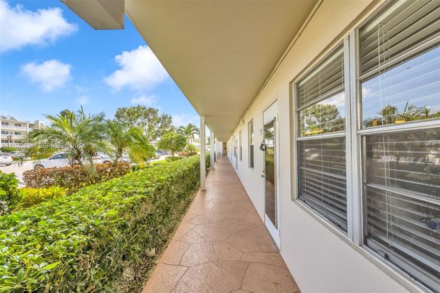 156 E Grantham E 156, Deerfield Beach, FL 33442