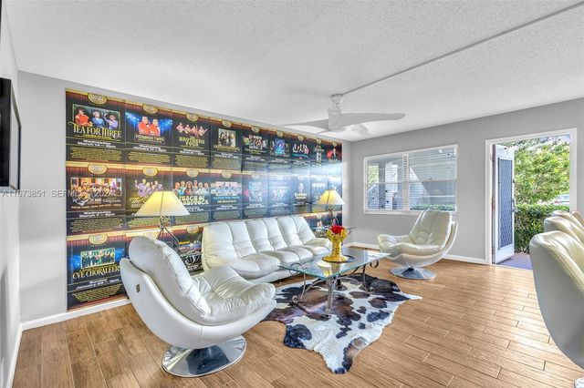 156 E Grantham E 156, Deerfield Beach, FL 33442