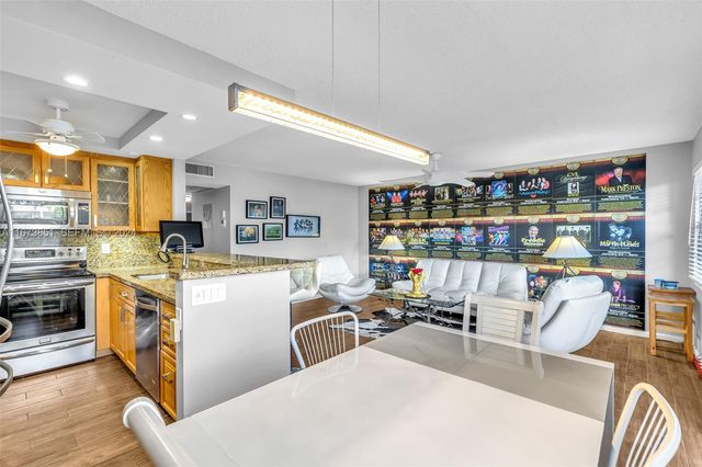 156 E Grantham E 156, Deerfield Beach, FL 33442