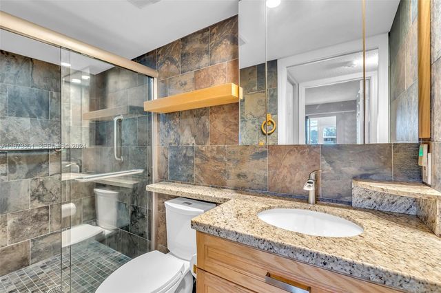156 E Grantham E 156, Deerfield Beach, FL 33442