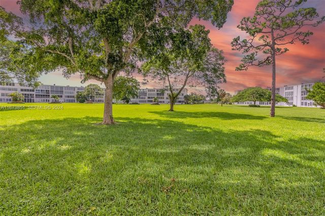 156 E Grantham E 156, Deerfield Beach, FL 33442