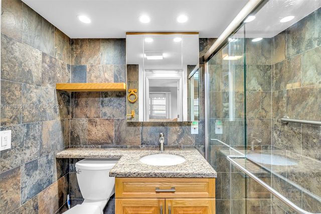 156 E Grantham E 156, Deerfield Beach, FL 33442