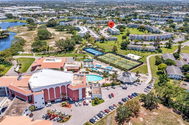 156 E Grantham E 156, Deerfield Beach, FL 33442