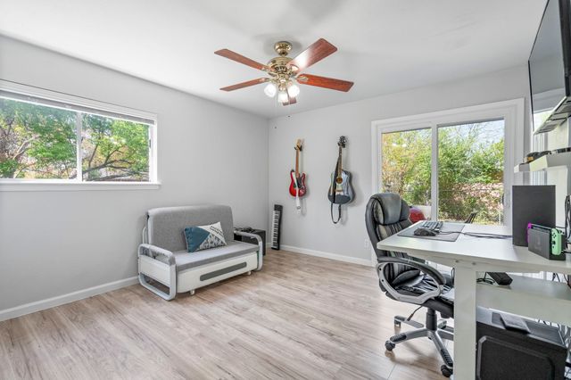 517 Worcester Way, Richardson, TX 75080