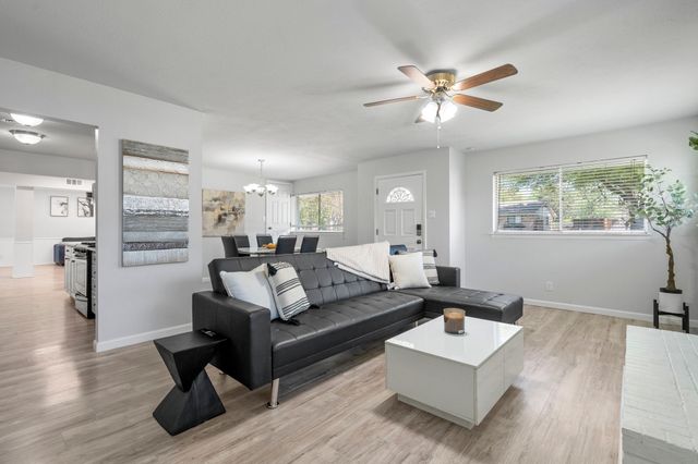 517 Worcester Way, Richardson, TX 75080