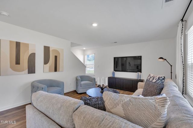 1170 Aspen Terrace, Greeneville, TN 37745