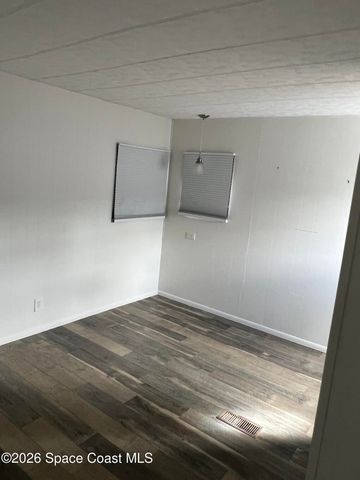 1142 Parkview Court NE, Palm Bay, FL 32907