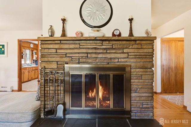 140 Lexington Avenue, Edison, NJ 08817