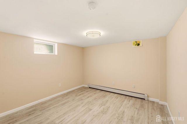 140 Lexington Avenue, Edison, NJ 08817