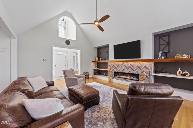 701 Parkridge Drive, Clayton, NC 27527