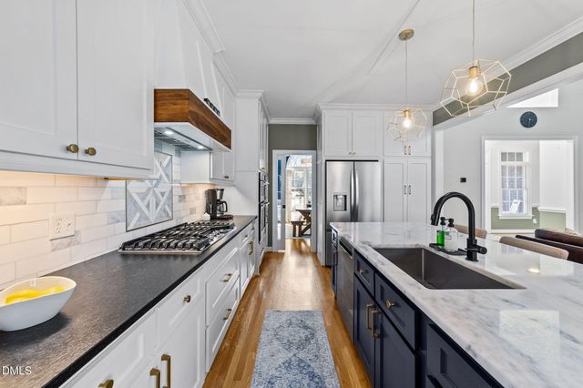 701 Parkridge Drive, Clayton, NC 27527