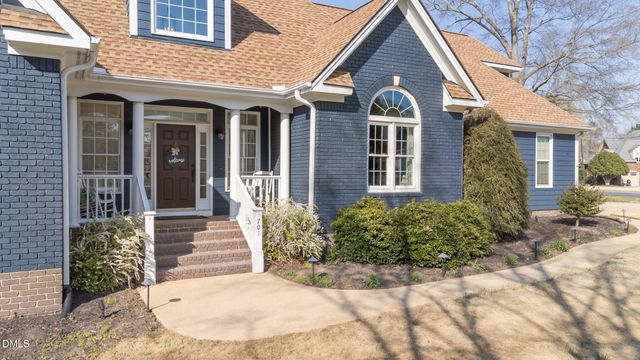 701 Parkridge Drive, Clayton, NC 27527