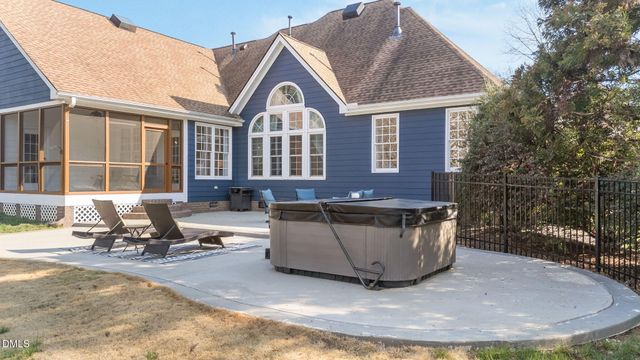 701 Parkridge Drive, Clayton, NC 27527