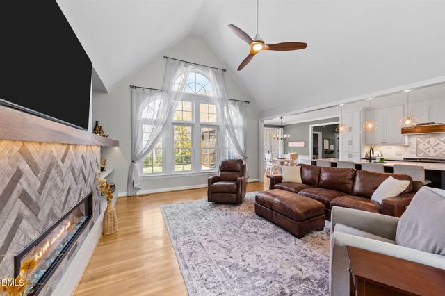 701 Parkridge Drive, Clayton, NC 27527