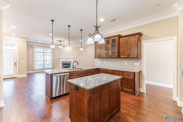 111 Rockhaven Drive NW, Madison, AL 35757